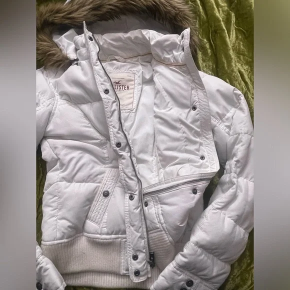 Jennifer body cream white  Puffer Jacket hollister vintage rare gap hoodie - Picture 11 of 15